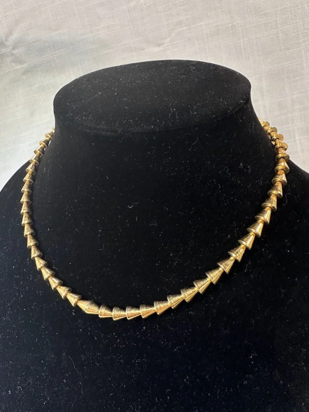 Vintage Napier Gold Tone Triangular Cone Necklace - Picture 2 of 9
